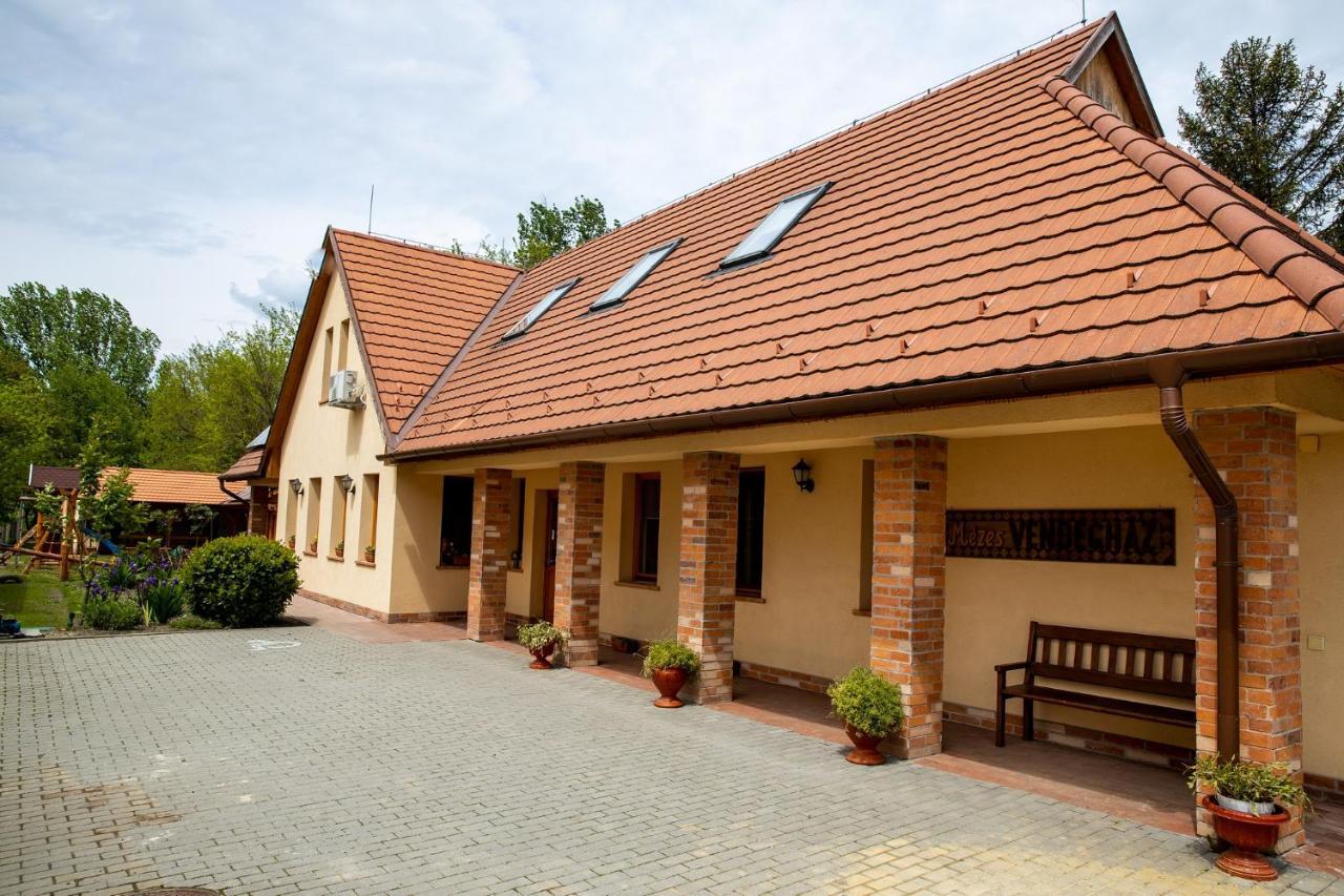 Mezes Vendeghaz Es Apiterapias Koezpont Hotel Vizsoly Exterior photo